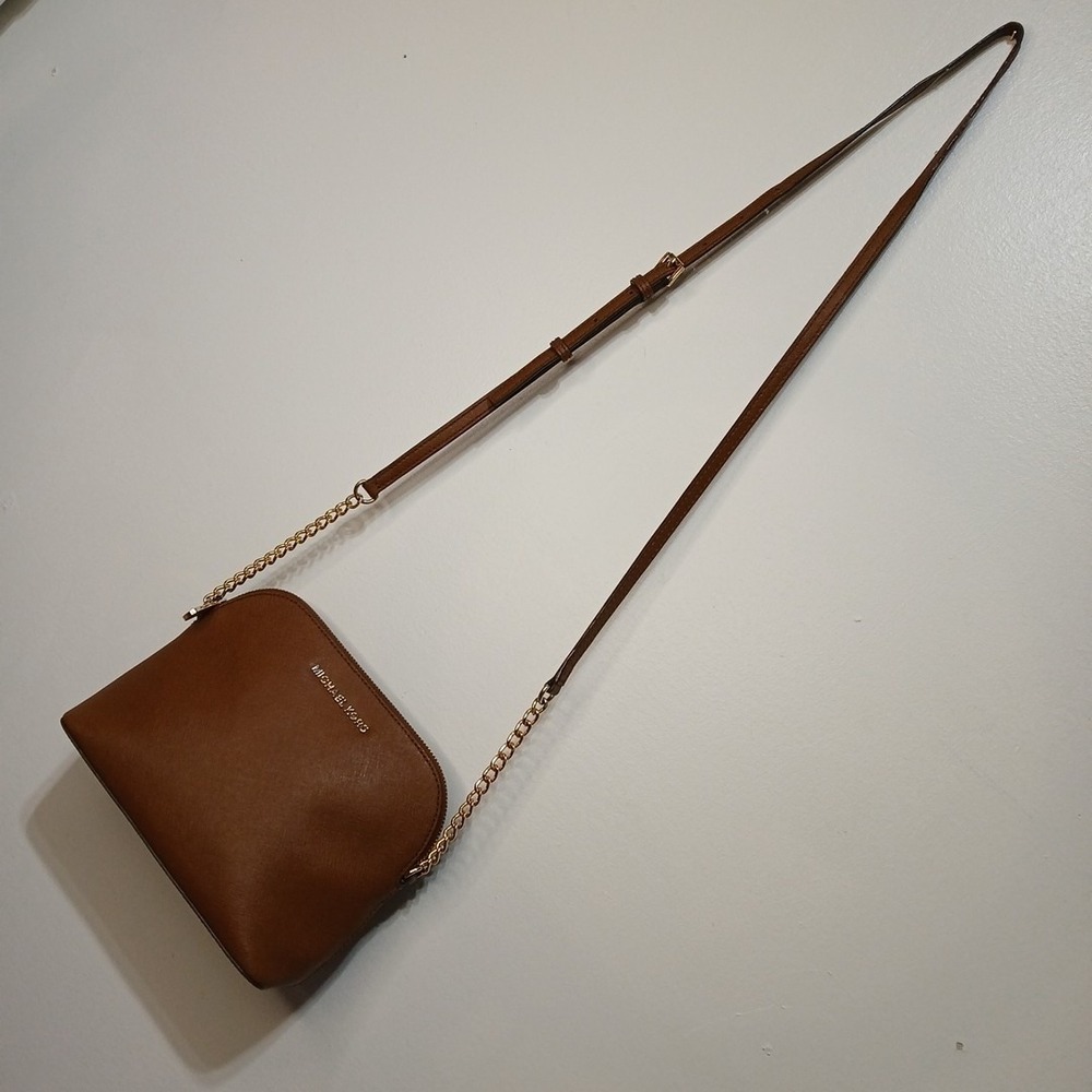 Michael Kors Cindy Dome Crossbody Bag Luggage Brown Saffiano Leather Chain Strap - Picture 2 of 14